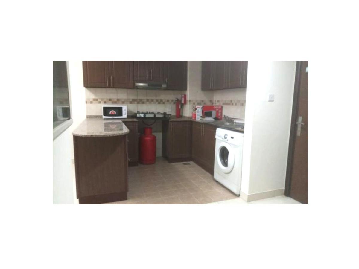 Deira Partition Room Дубай Экстерьер фото