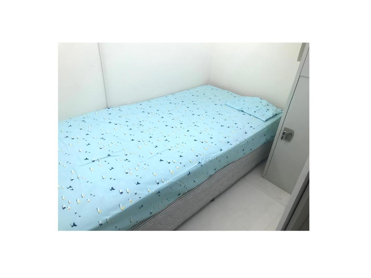 Deira Partition Room Дубай Экстерьер фото