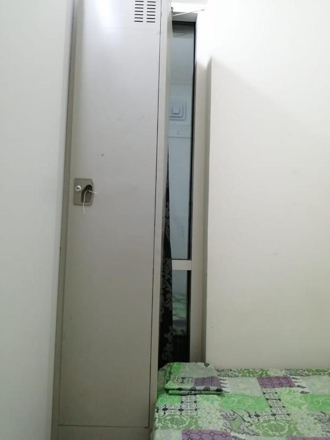 Deira Partition Room Дубай Экстерьер фото